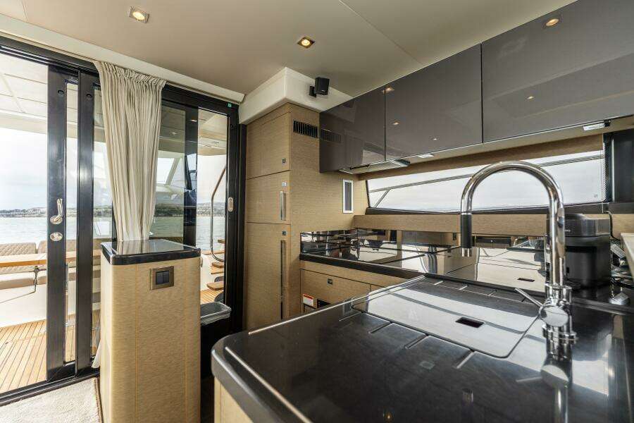SEEWORTHY 56ft Prestige Yacht For Sale