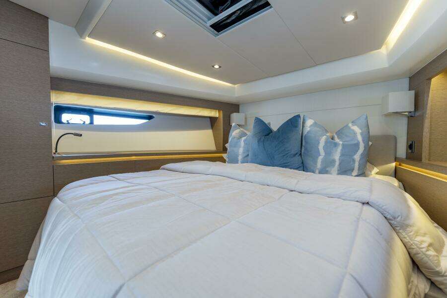 SEEWORTHY 56ft Prestige Yacht For Sale