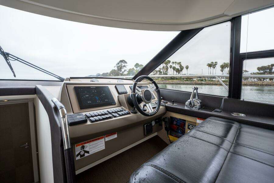 SEEWORTHY 56ft Prestige Yacht For Sale
