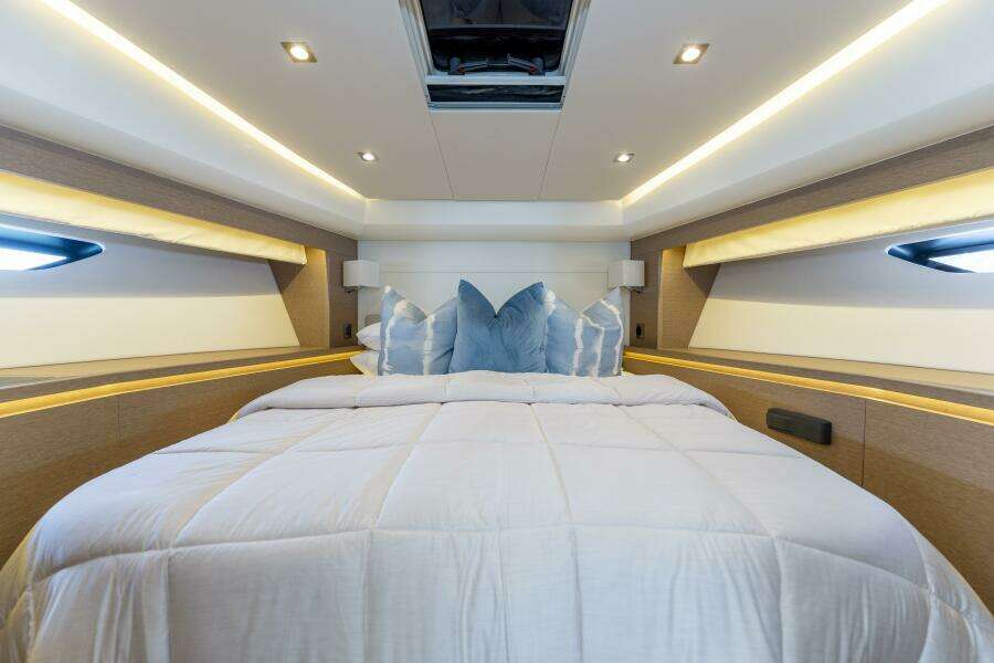 SEEWORTHY 56ft Prestige Yacht For Sale