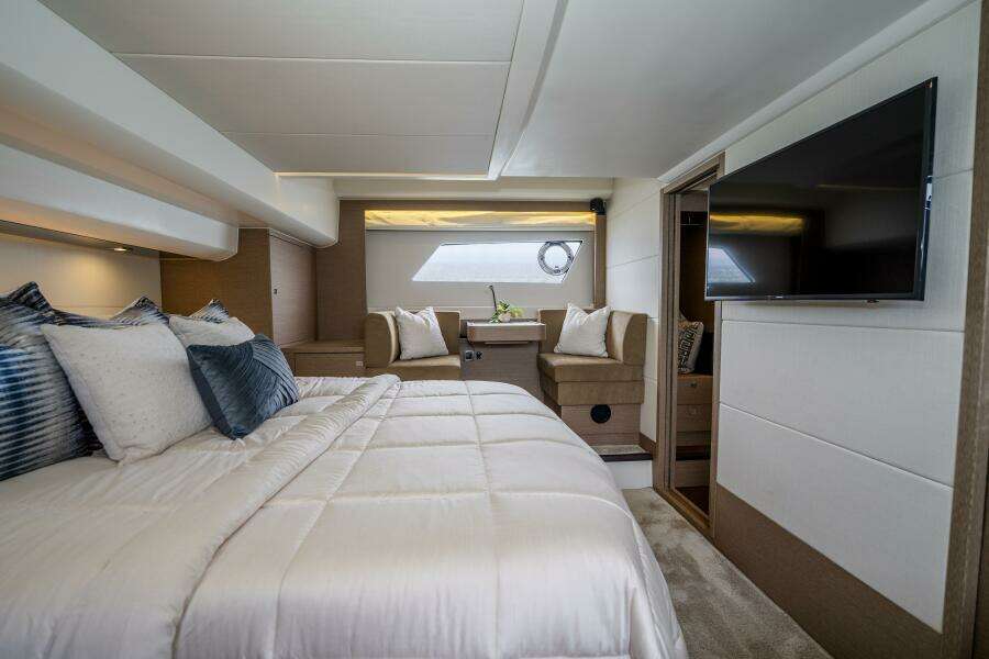 SEEWORTHY 56ft Prestige Yacht For Sale