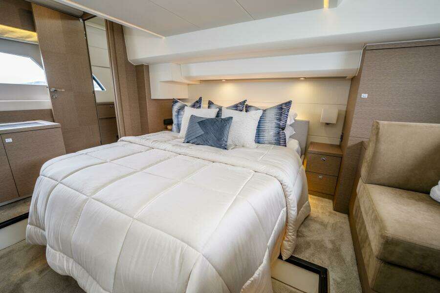 SEEWORTHY 56ft Prestige Yacht For Sale