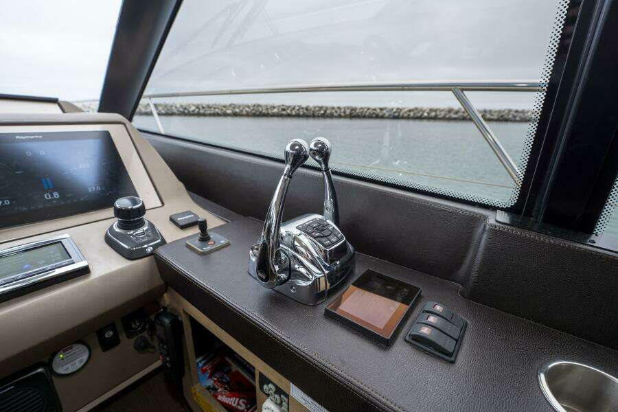 SEEWORTHY 56ft Prestige Yacht For Sale