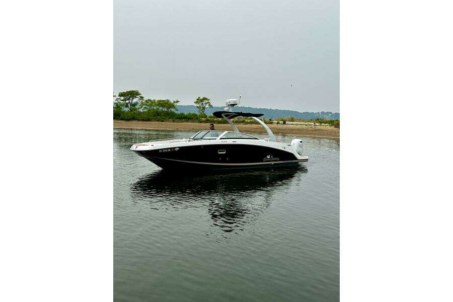 Special Delivery 27ft Four Winns Yacht For Sale