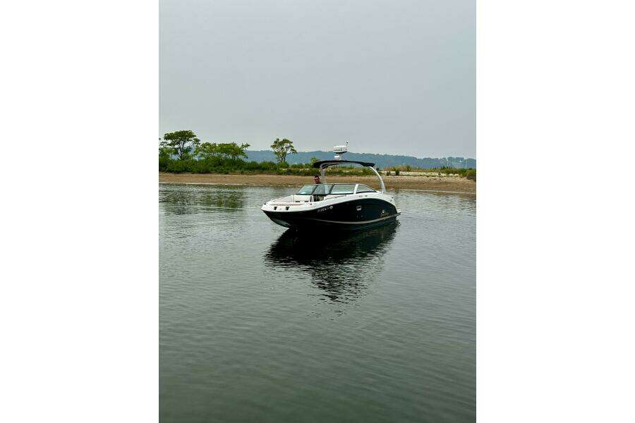Special Delivery 27ft Four Winns Yacht For Sale