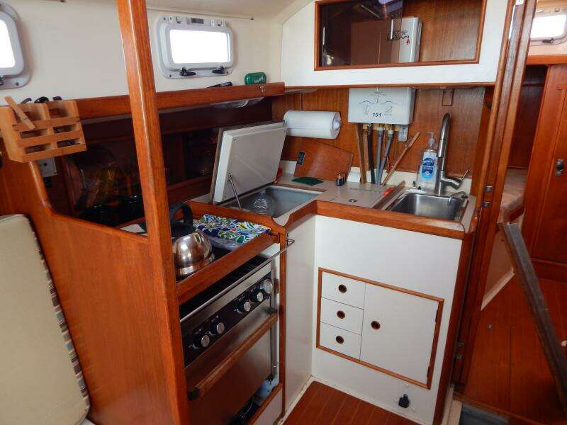 Sandpiper 30ft Nonsuch Yacht For Sale Sandpiper 30ft Nonsuch Yacht For Sale