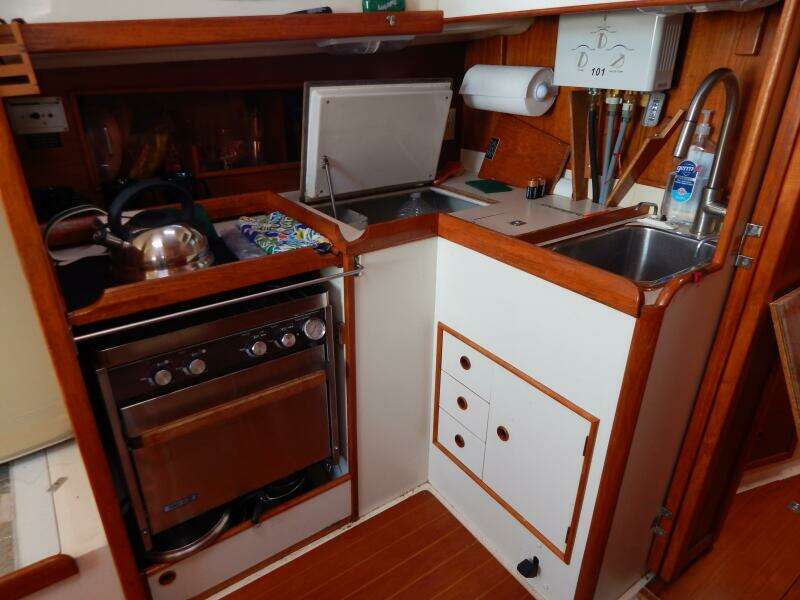 Sandpiper 30ft Nonsuch Yacht For Sale Sandpiper 30ft Nonsuch Yacht For Sale
