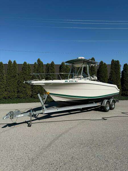 25ft Wellcraft Yacht For Sale