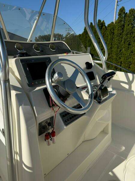 25ft Wellcraft Yacht For Sale