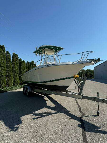 25ft Wellcraft Yacht For Sale