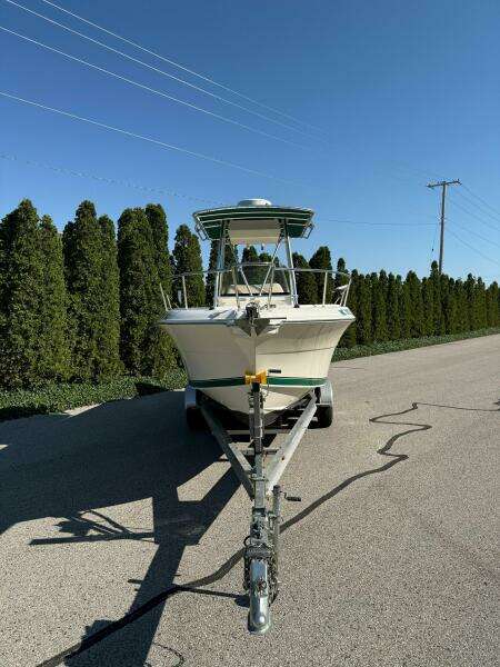 25ft Wellcraft Yacht For Sale