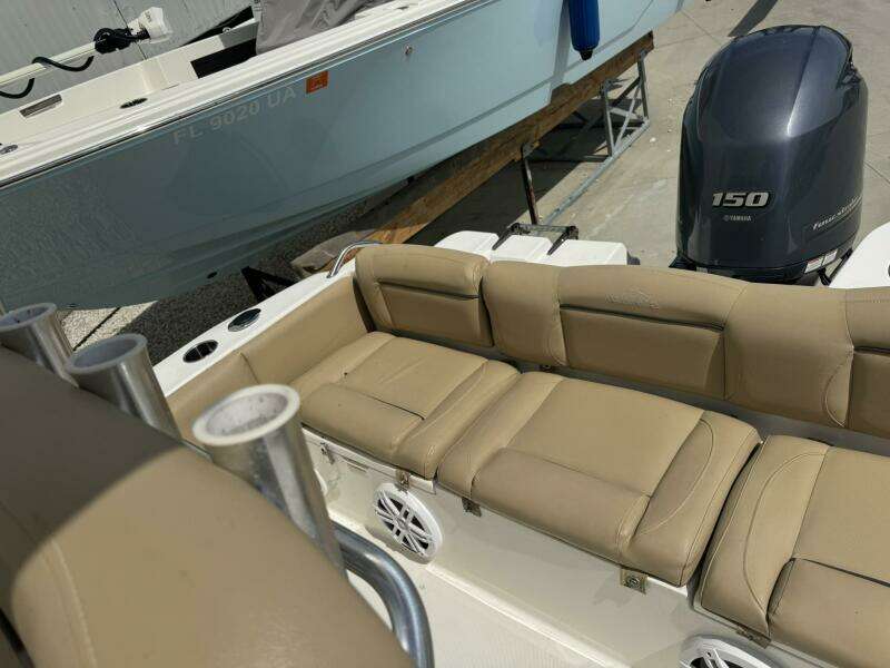 21ft NauticStar Yacht For Sale