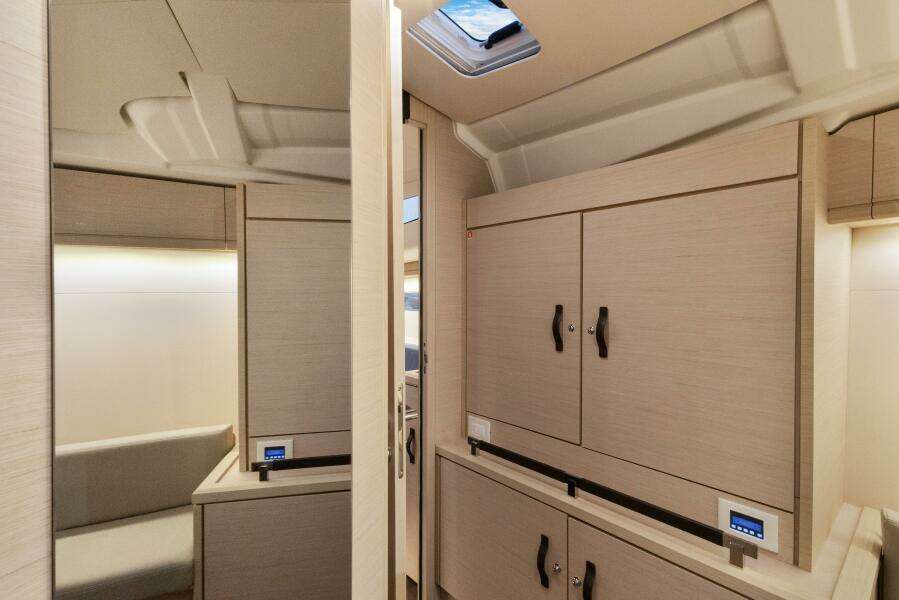 Beatrice 51ft Jeanneau Yacht For Sale