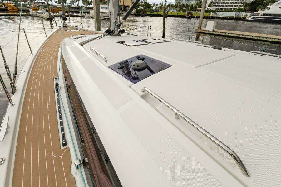 Beatrice 51ft Jeanneau Yacht For Sale