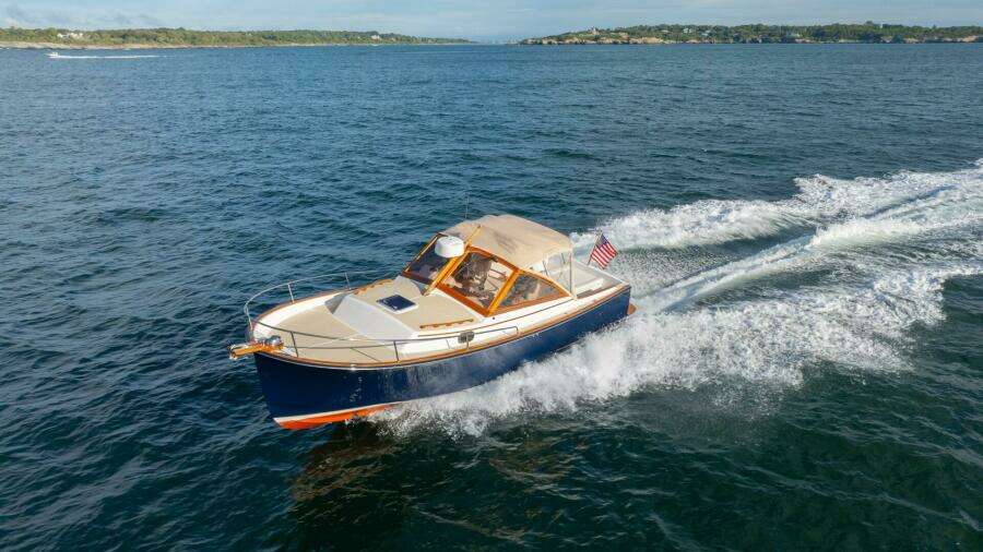 ELOISE 30ft CH Marine Yacht For Sale
