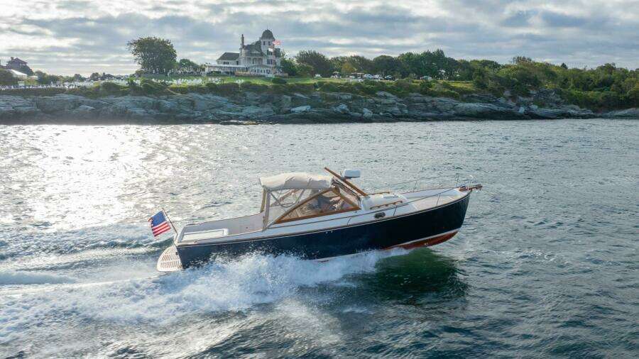 ELOISE 30ft CH Marine Yacht For Sale