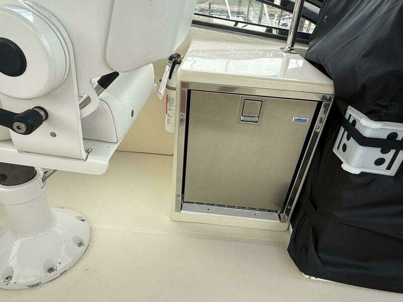 Flybridge Icemaker