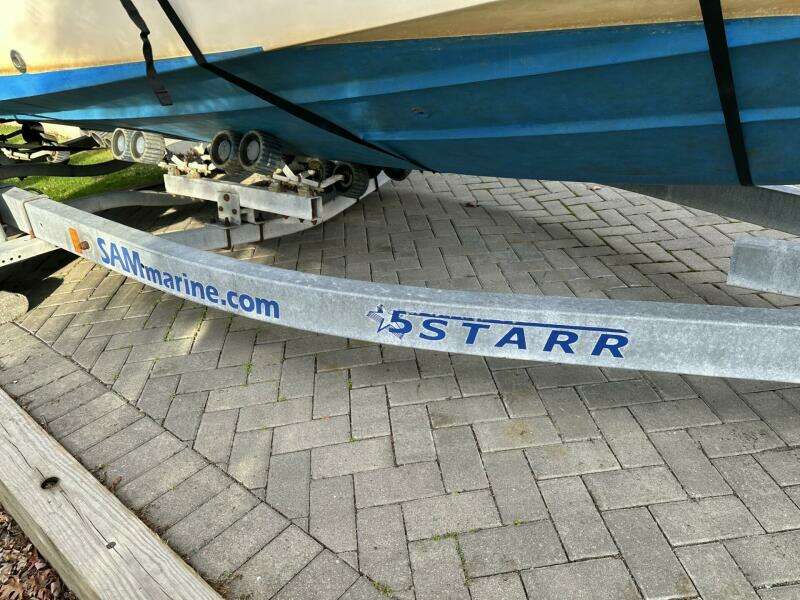 Happy Hour 20ft Grady White Yacht For Sale