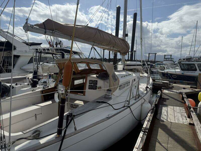 37ft Alberg Yacht For Sale
