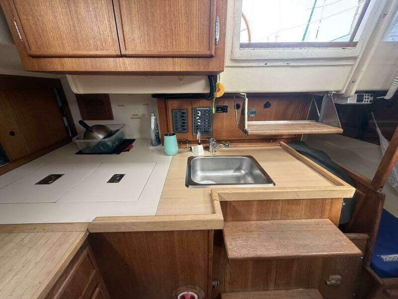 37ft Alberg Yacht For Sale