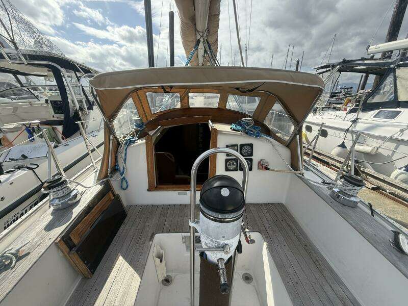 37ft Alberg Yacht For Sale