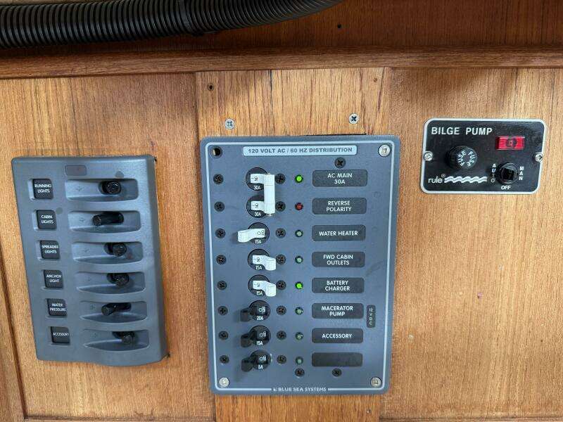 37ft Alberg Yacht For Sale