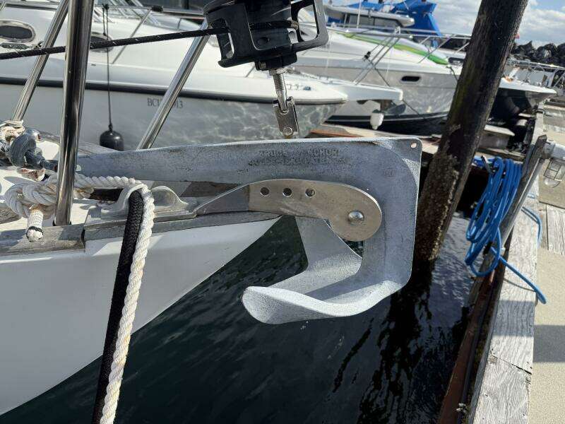 37ft Alberg Yacht For Sale