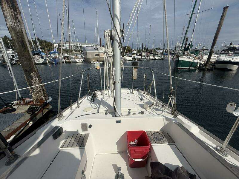 37ft Alberg Yacht For Sale