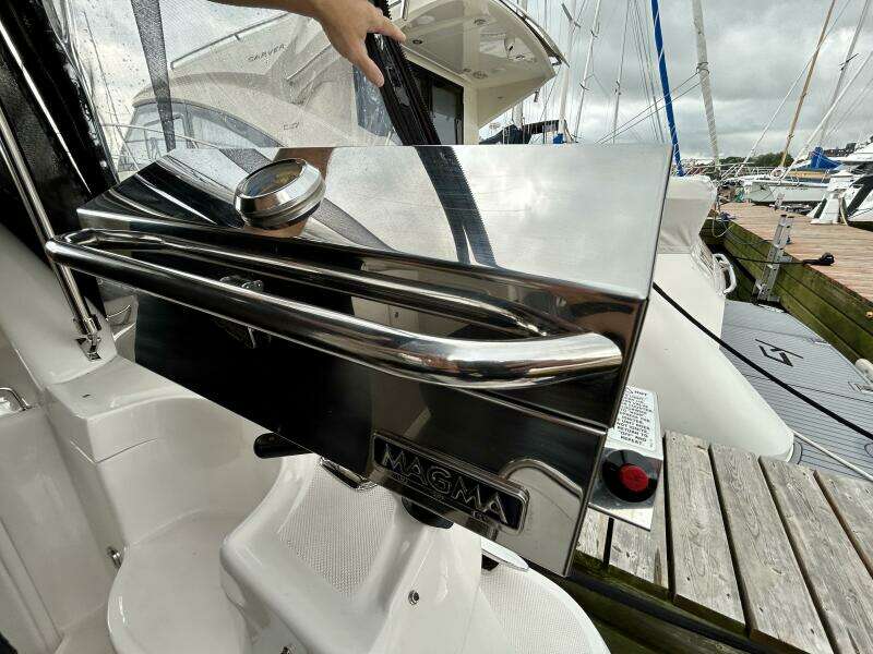 38ft Regal Yacht For Sale