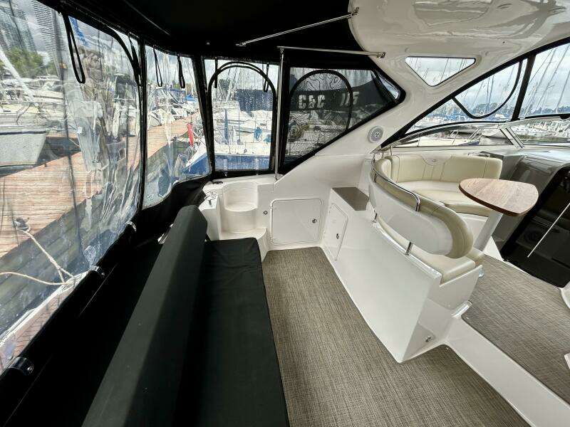 38ft Regal Yacht For Sale