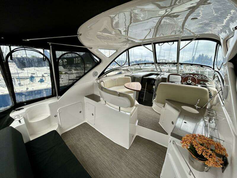 38ft Regal Yacht For Sale