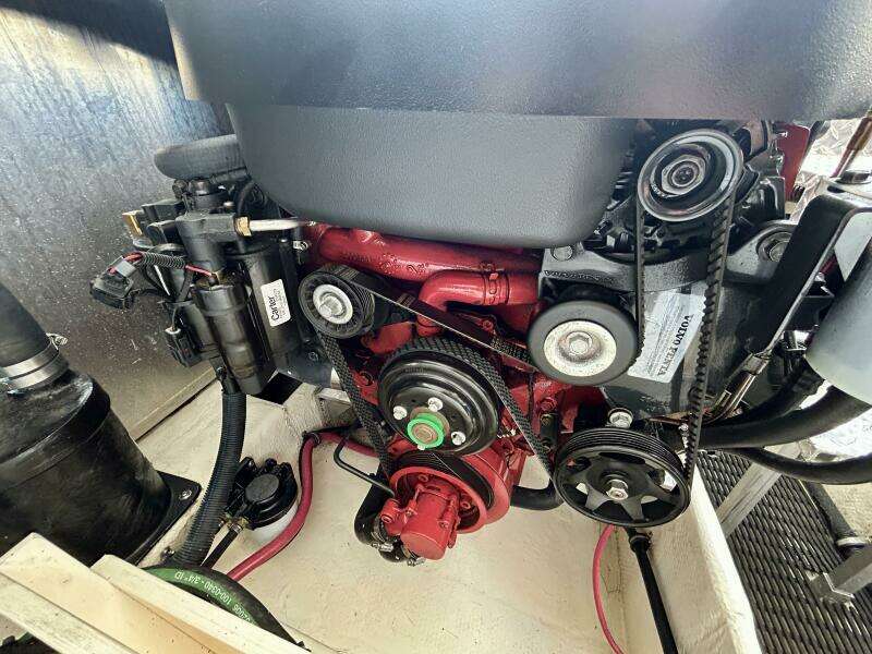 38ft Regal Yacht For Sale