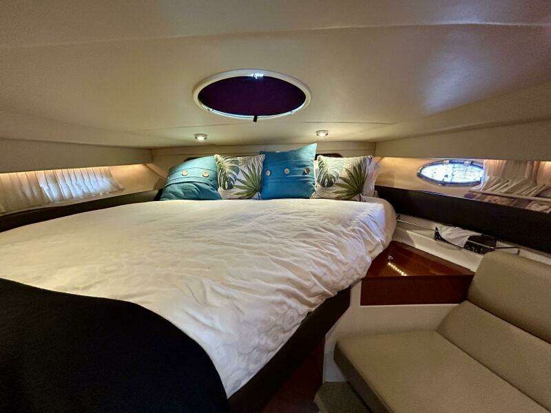 38ft Regal Yacht For Sale