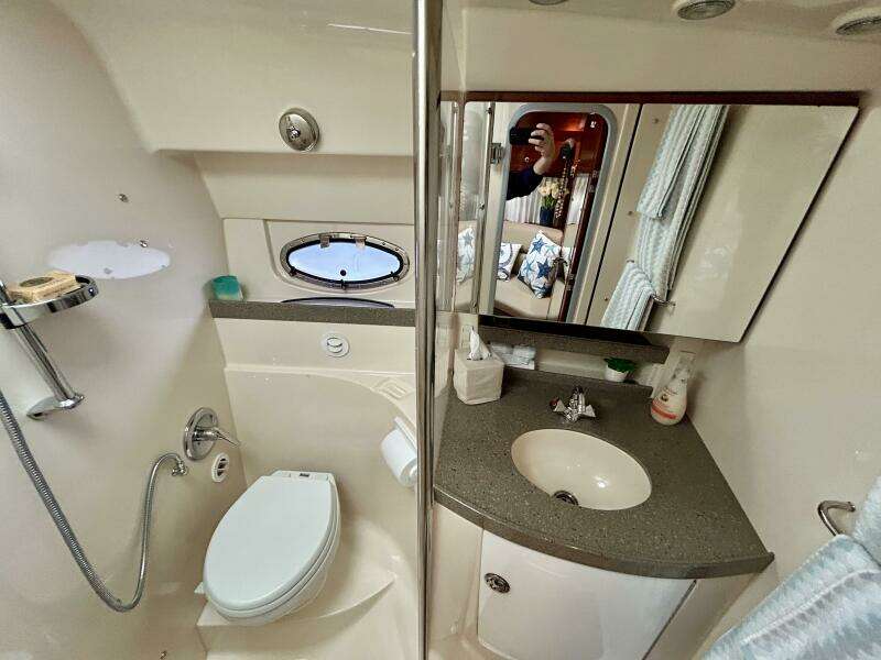 38ft Regal Yacht For Sale