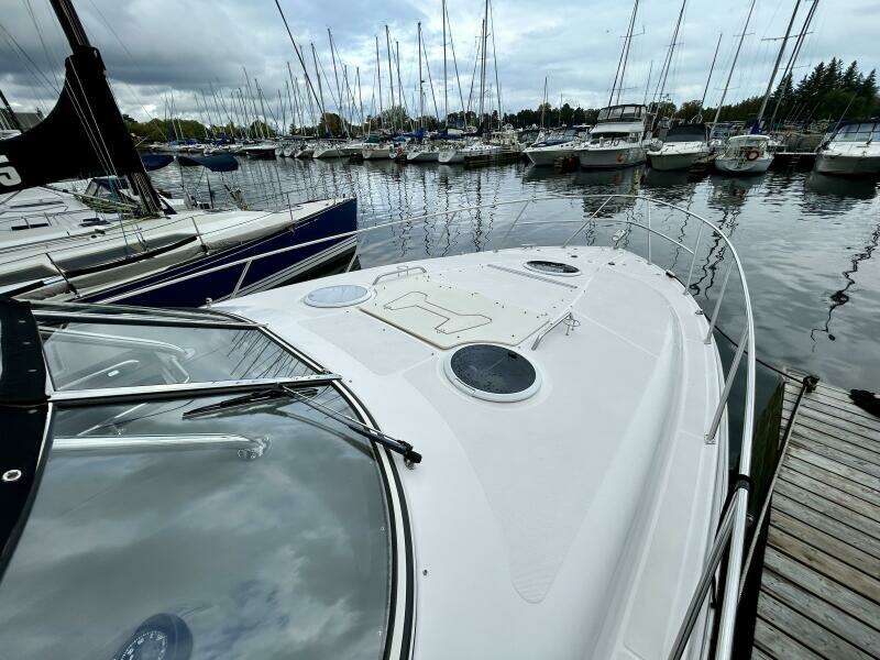 38ft Regal Yacht For Sale