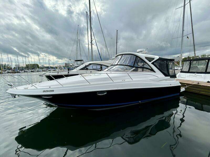 38ft Regal Yacht For Sale