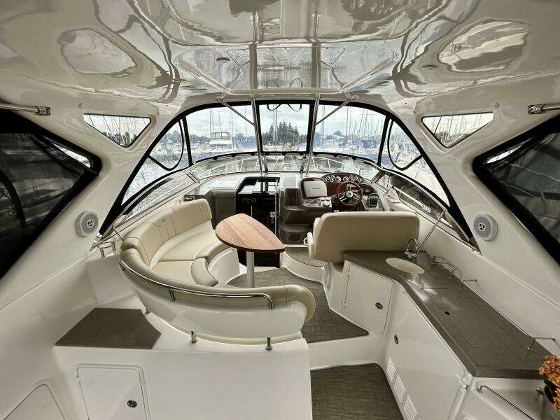 38ft Regal Yacht For Sale