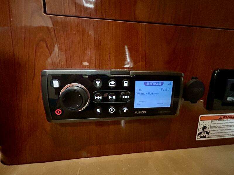 38ft Regal Yacht For Sale