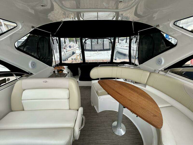 38ft Regal Yacht For Sale