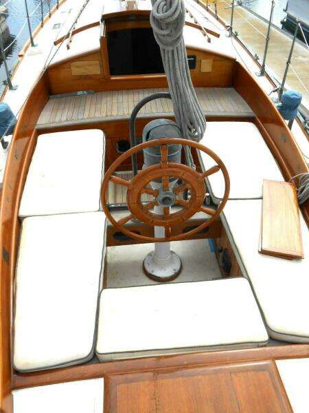 MerryWing 39ft Custom Yacht For Sale MerryWing 39ft Custom Yacht For Sale