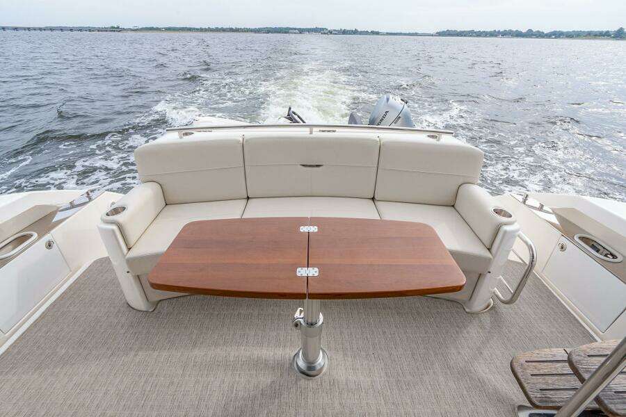 44ft Tiara Yachts Yacht For Sale