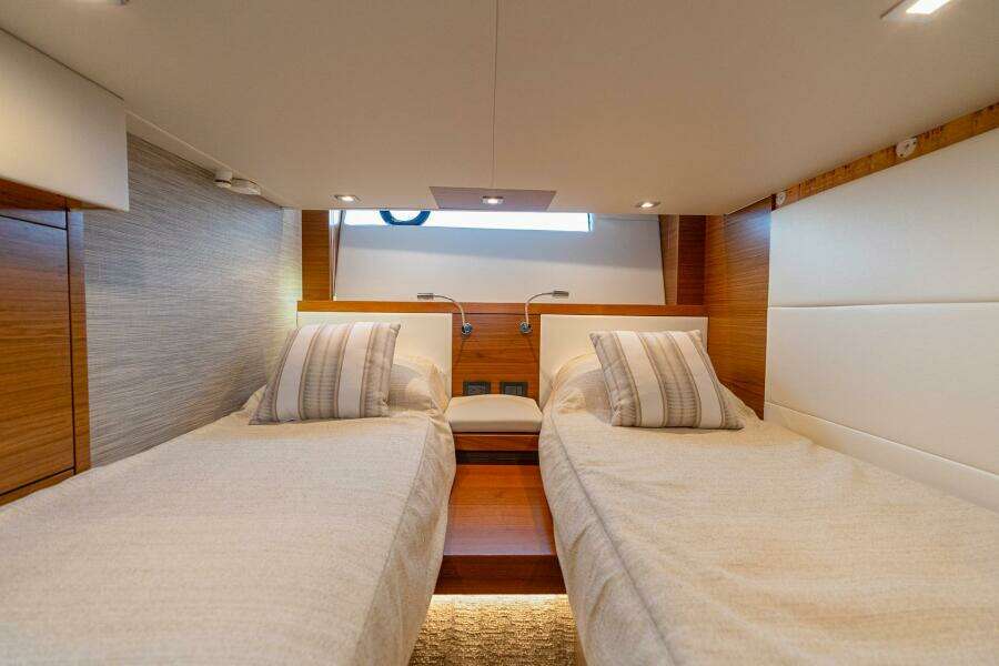 44ft Tiara Yachts Yacht For Sale