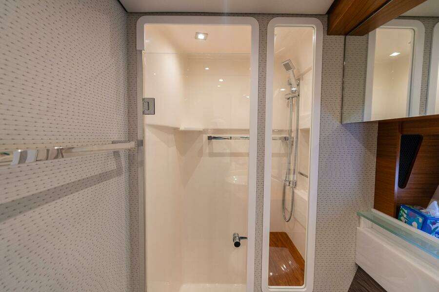 44ft Tiara Yachts Yacht For Sale