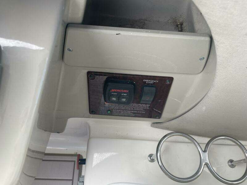 29ft Sea Ray Yacht For Sale