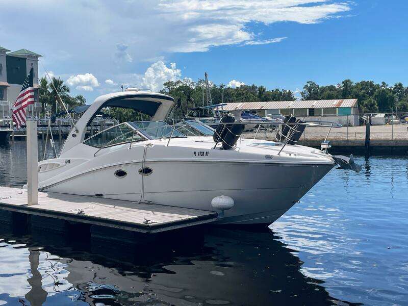 29ft Sea Ray Yacht For Sale