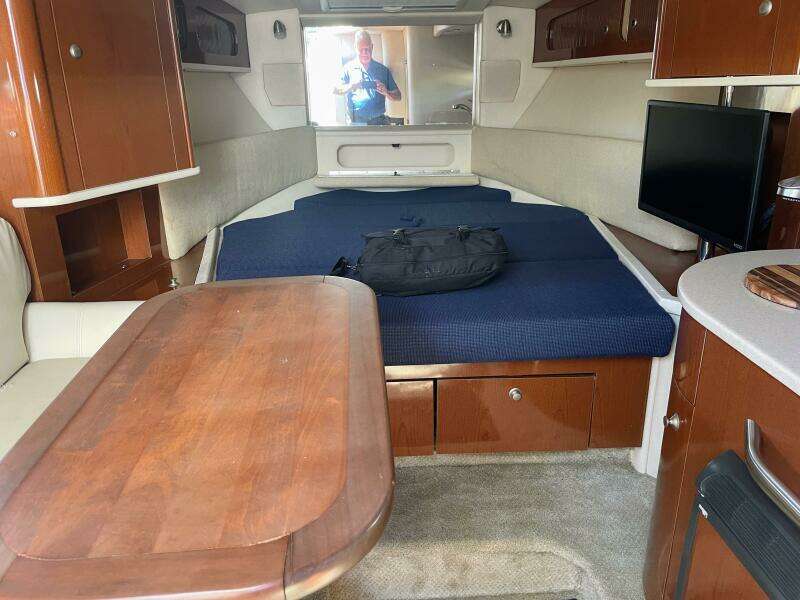 29ft Sea Ray Yacht For Sale