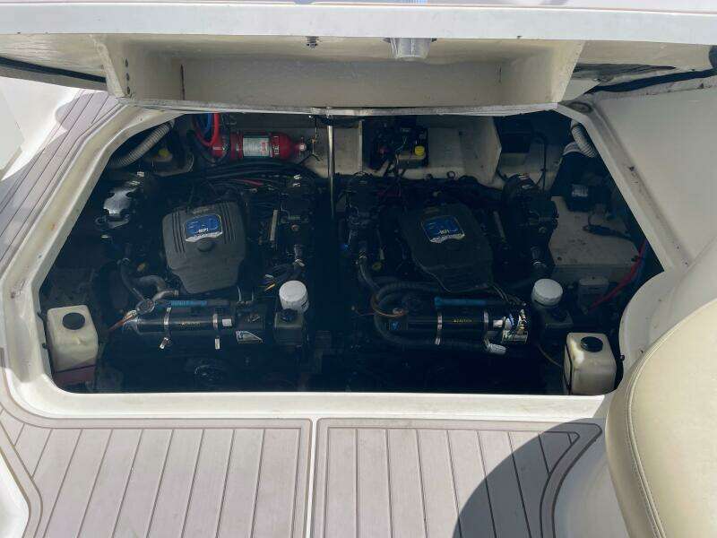 29ft Sea Ray Yacht For Sale