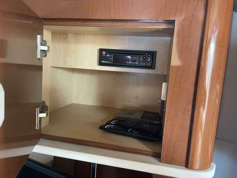 29ft Sea Ray Yacht For Sale
