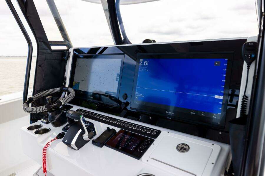 DOS HUEVOS  42ft Freeman Yacht For Sale DOS HUEVOS  42ft Freeman Yacht For Sale