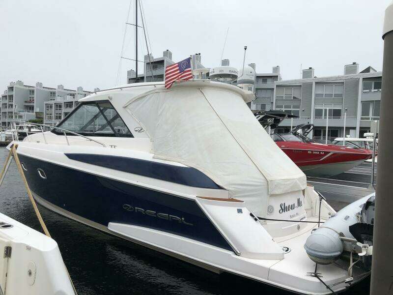 Show Me 42ft Regal Yacht For Sale